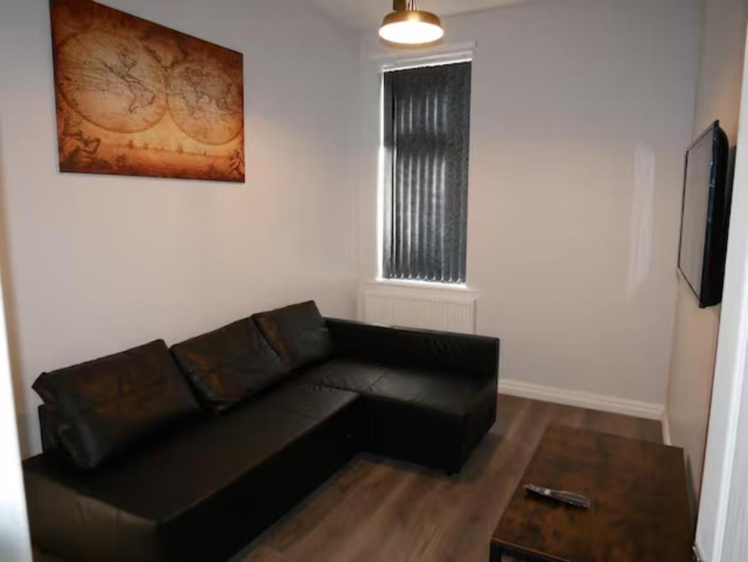 Luxury Living Manchester Exterior photo
